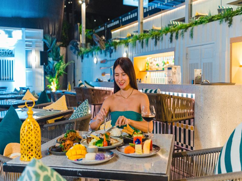 Holiday Inn Resort Krabi Ao Nang Beach image