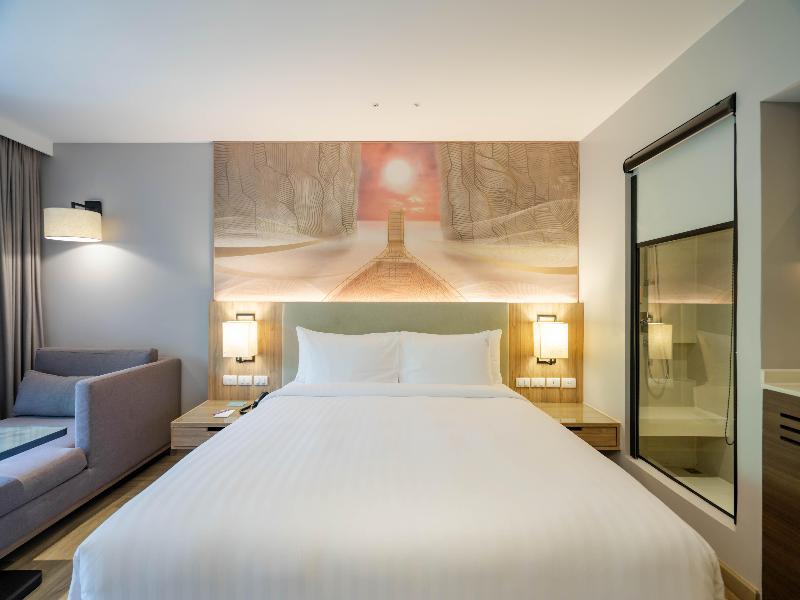 Holiday Inn Resort Krabi Ao Nang Beach image