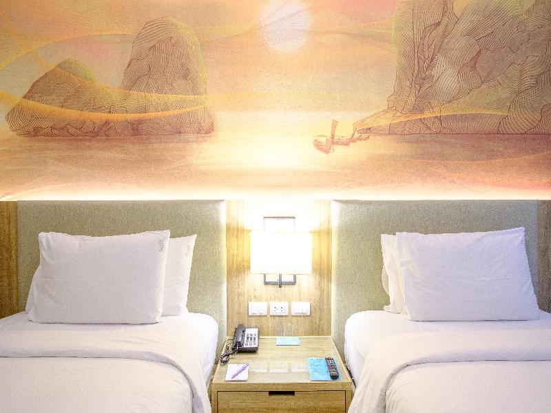 Holiday Inn Resort Krabi Ao Nang Beach image