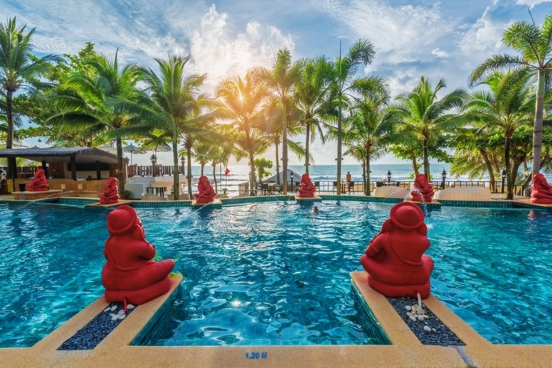 Andaman White Beach Resort (SHA Plus+)