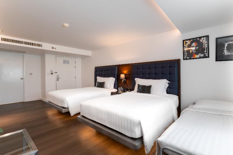 Night Hotel Bangkok - Asok Sukhumvit 15 image