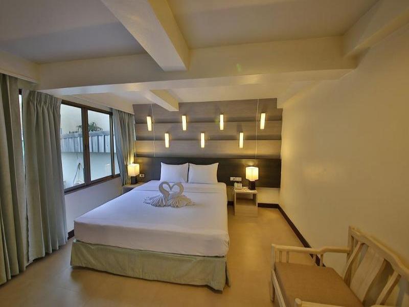 Sunshine Hotel & Residences image