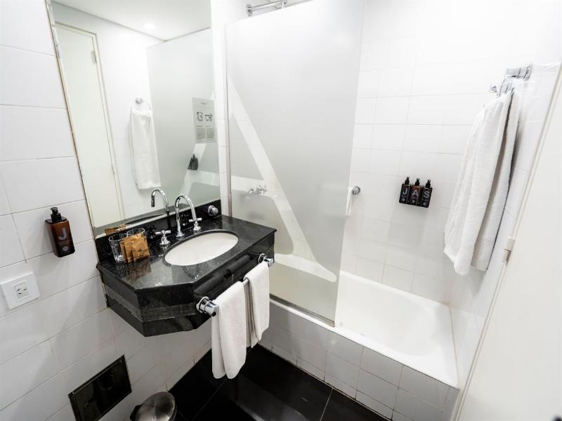 Amerian Cordoba image