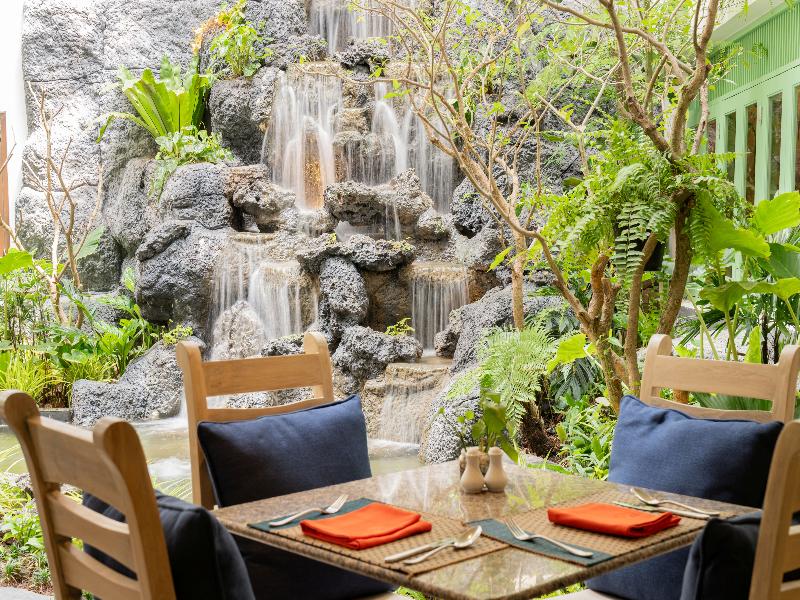 Thavorn Palm Beach Resort image