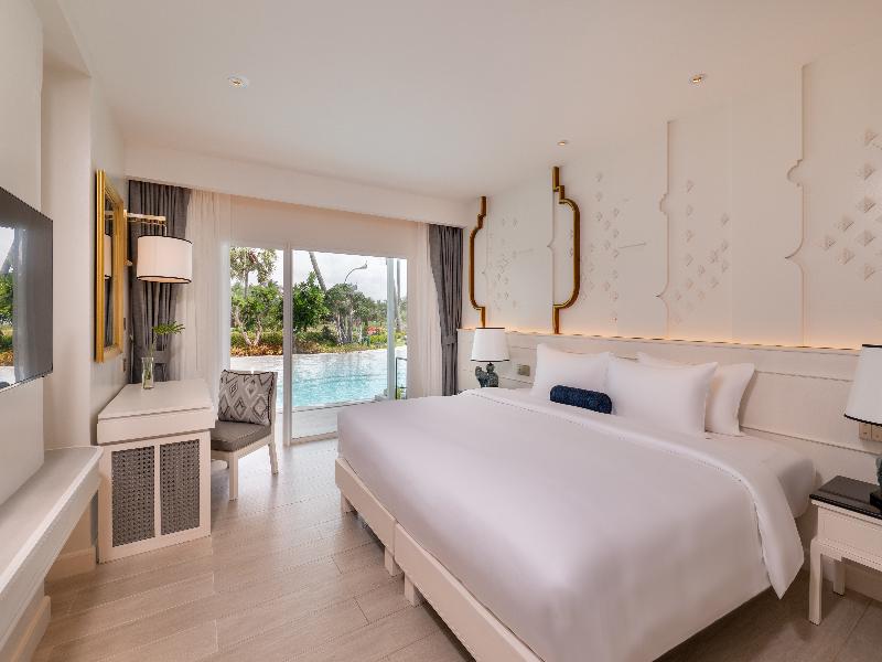 Thavorn Palm Beach Resort image