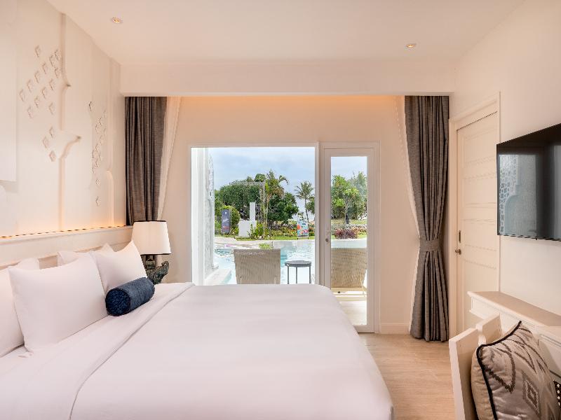Thavorn Palm Beach Resort image