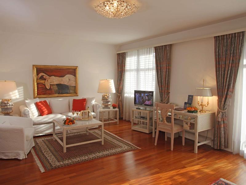Villa Sassa image