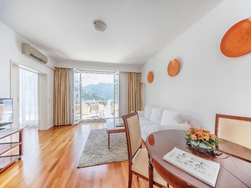 Villa Sassa image