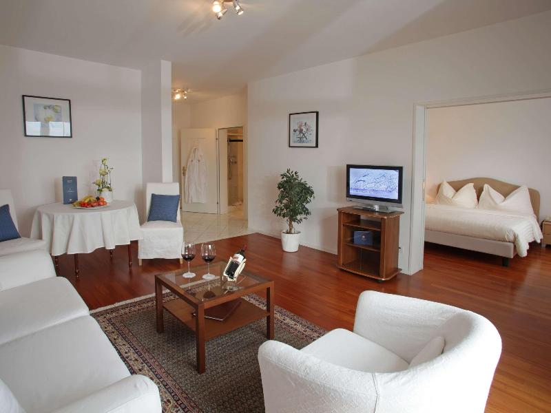 Villa Sassa image