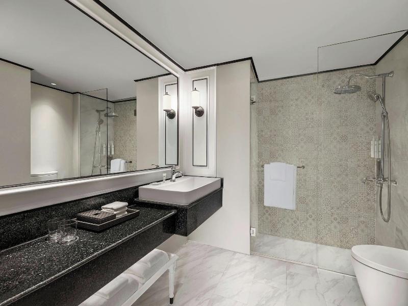 Courtyard by Marriott Phuket Town image
