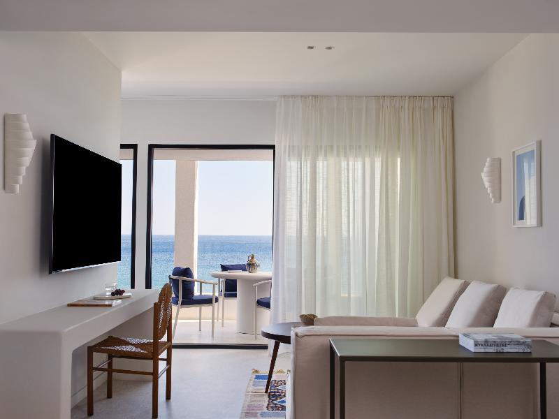 Tinos Beach image