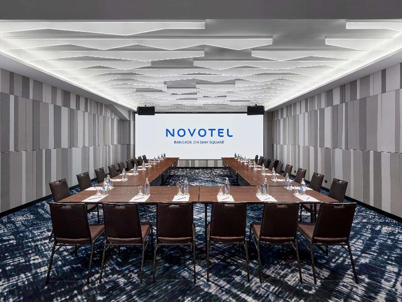 Novotel Bangkok On Siam Square image