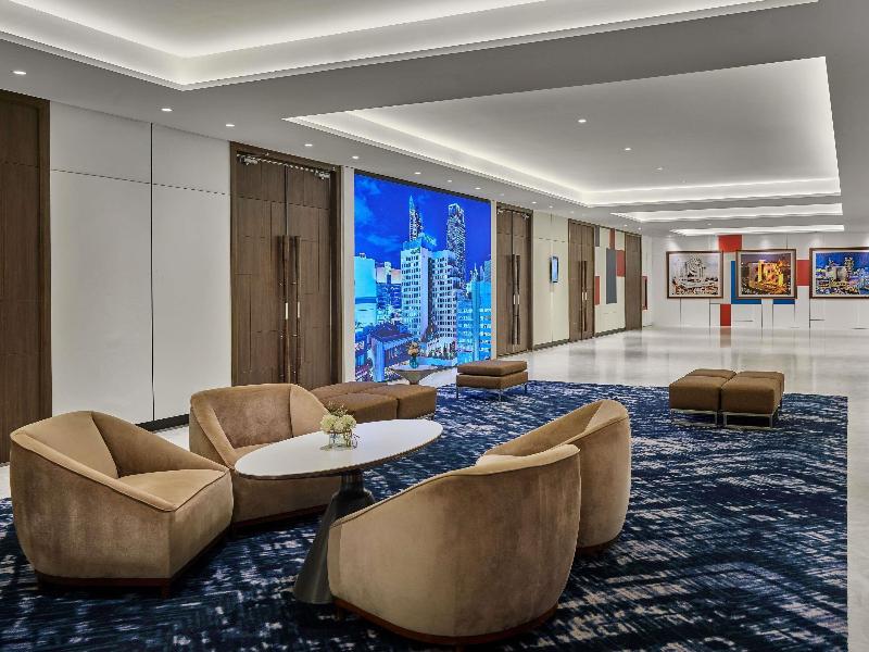 Novotel Bangkok On Siam Square image