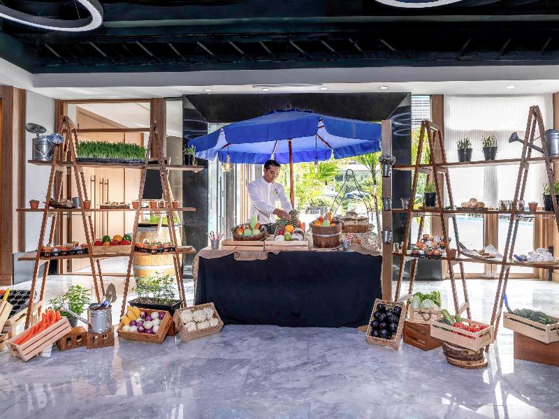 Novotel Bangkok On Siam Square image