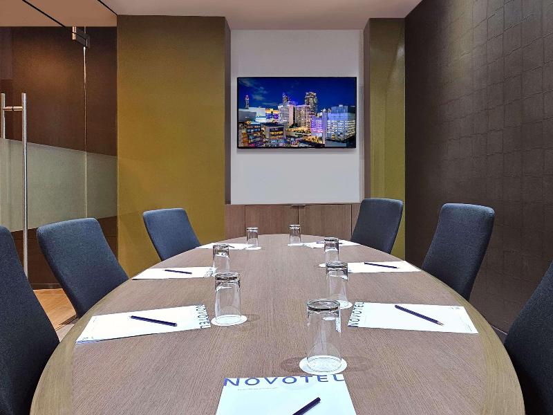 Novotel Bangkok On Siam Square image