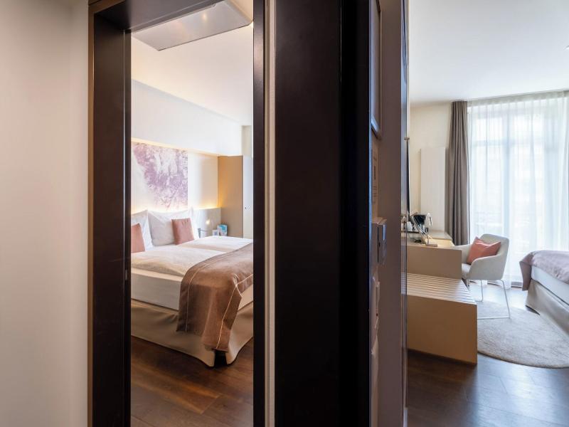Cascada Boutique Hotel image