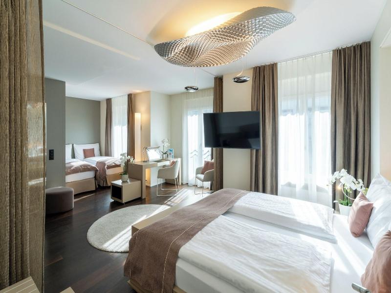 Cascada Boutique Hotel image