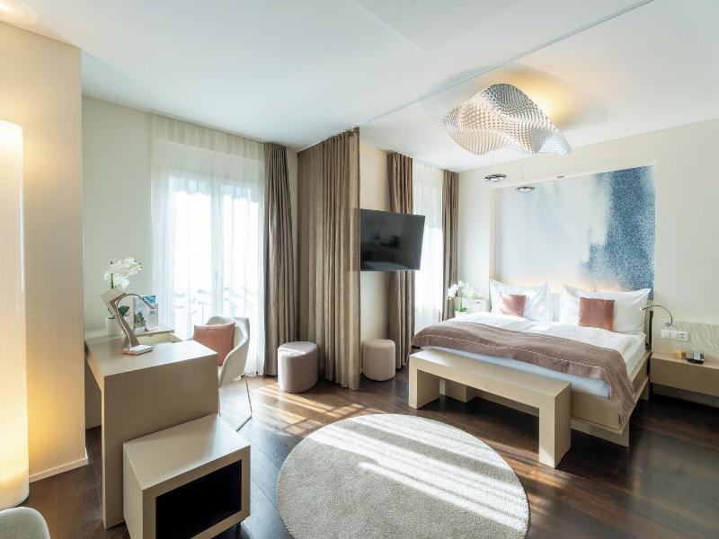 Cascada Boutique Hotel image