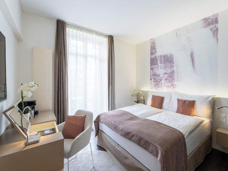 Cascada Boutique Hotel image