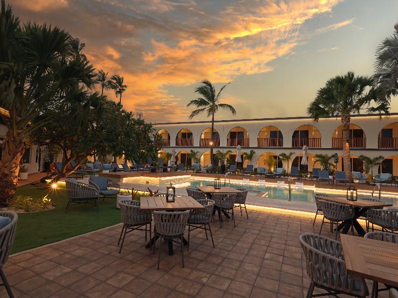 voco Surfside Aruba by IHG image