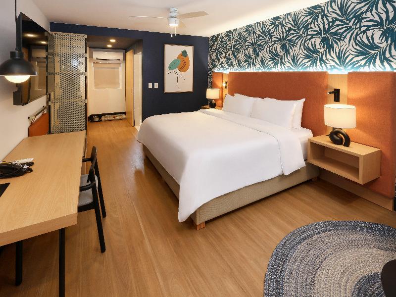 voco Surfside Aruba by IHG image