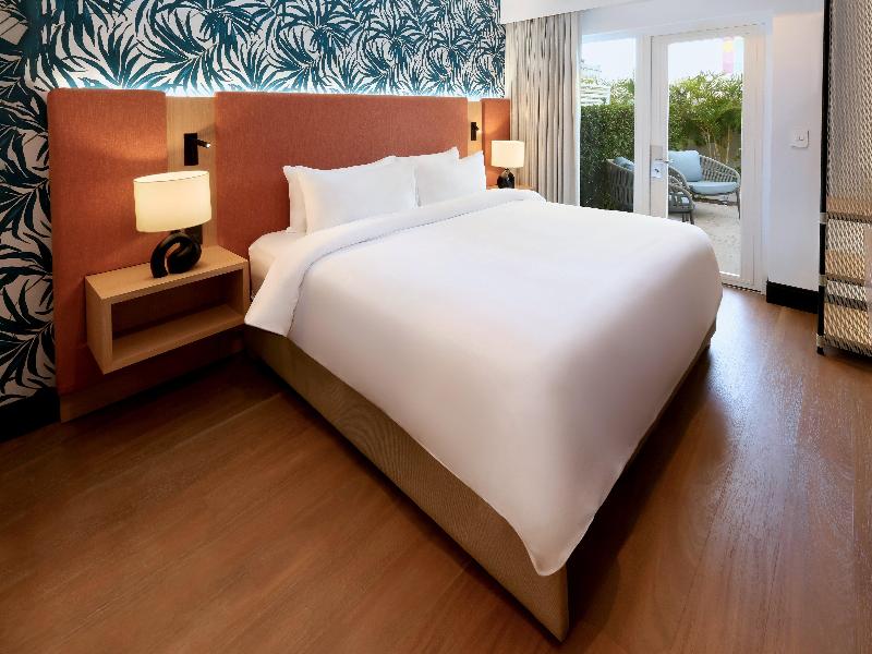 voco Surfside Aruba by IHG image