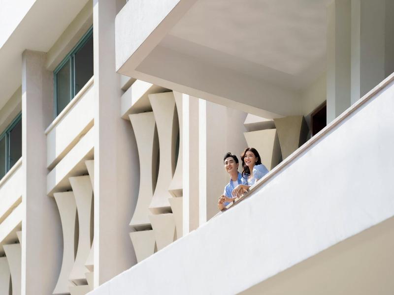 Sheraton Saigon Grand Opera Hotel image