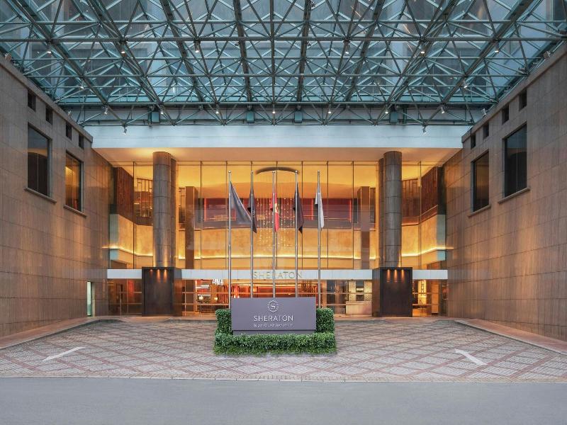 Sheraton Saigon Grand Opera Hotel image