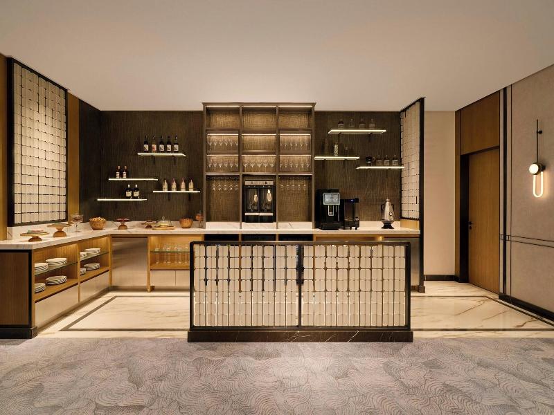 Sheraton Saigon Grand Opera Hotel image