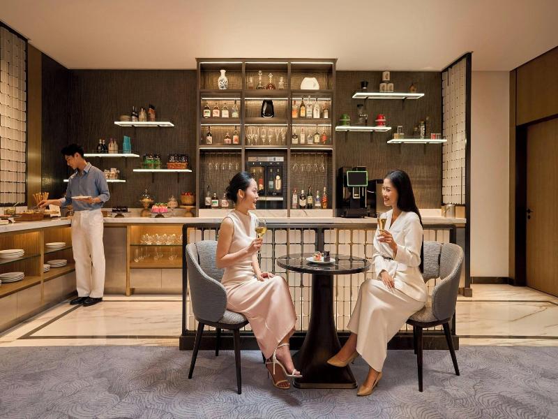 Sheraton Saigon Grand Opera Hotel image