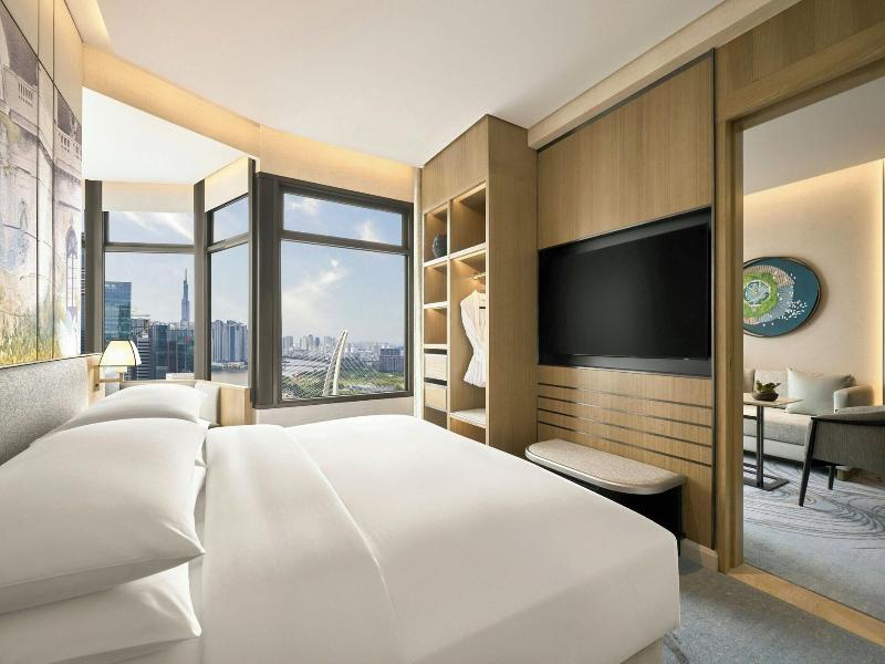 Sheraton Saigon Grand Opera Hotel image