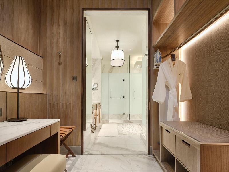 Sheraton Saigon Grand Opera Hotel image