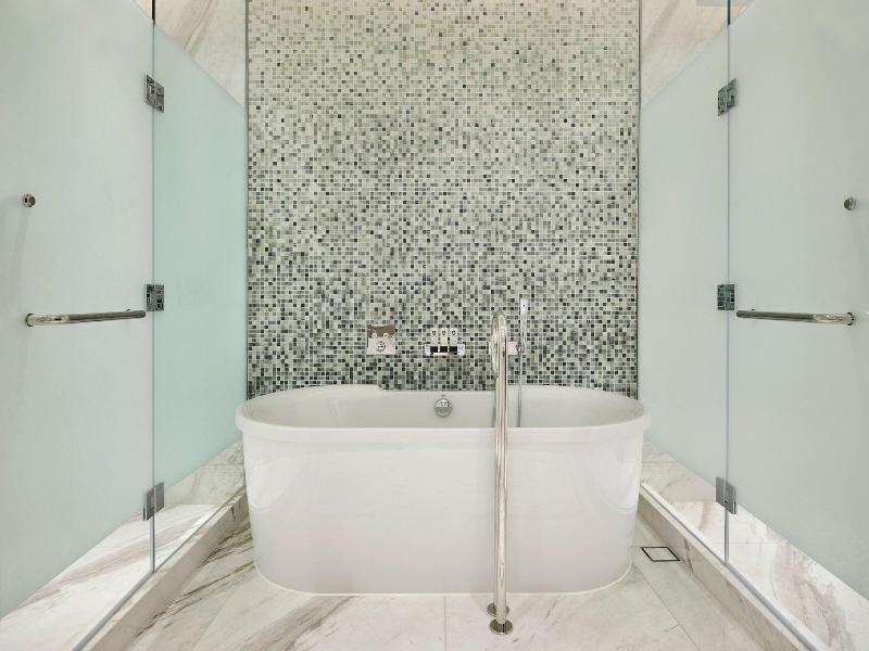 Sheraton Saigon Grand Opera Hotel image