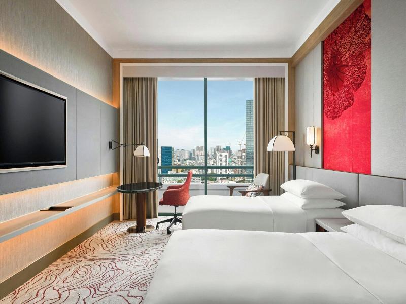 Sheraton Saigon Grand Opera Hotel image