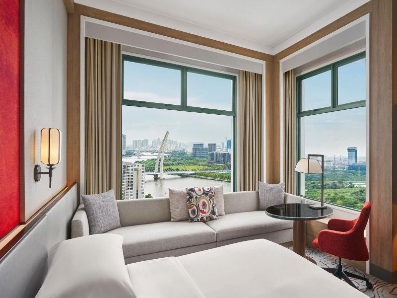 Sheraton Saigon Grand Opera Hotel image