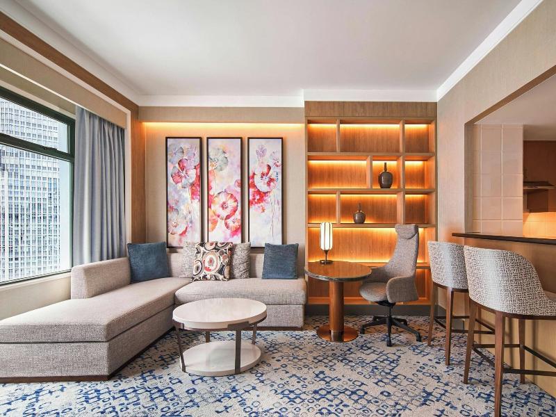 Sheraton Saigon Grand Opera Hotel image