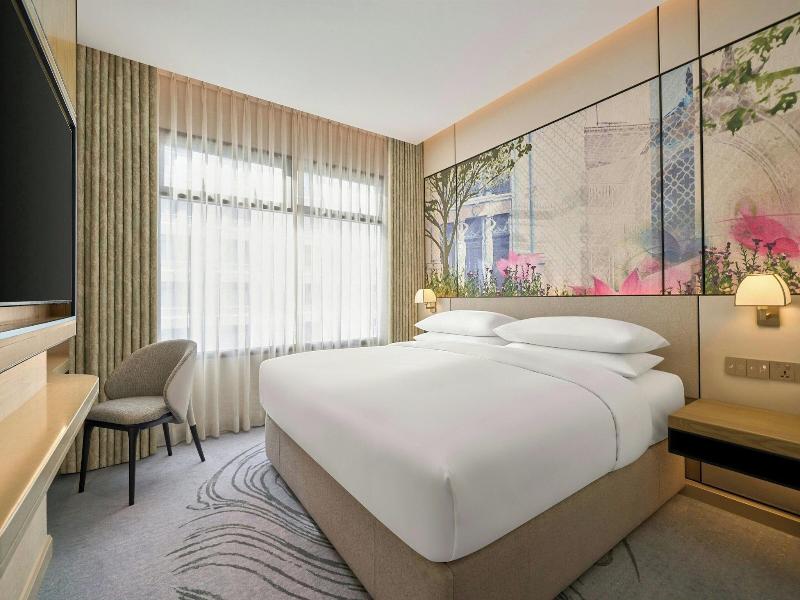 Sheraton Saigon Grand Opera Hotel image