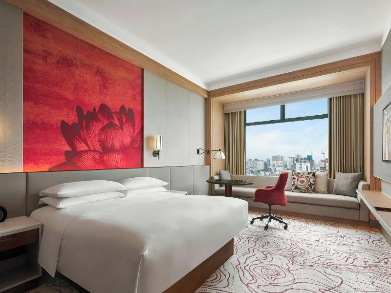 Sheraton Saigon Grand Opera Hotel image