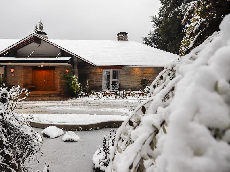 La Cascada Casa Patagónica by DON image
