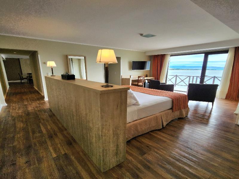 Xelena Hotel & Suites image