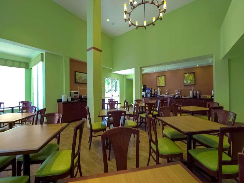 Galleria Palms Hotel image