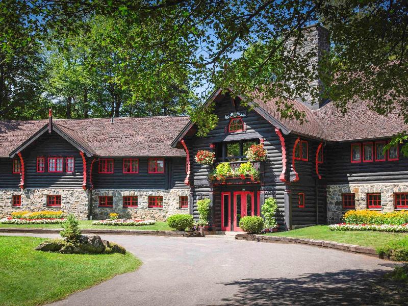 Fairmont Le Chateau Montebello image