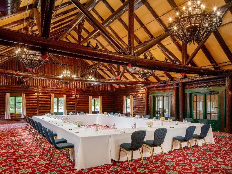 Fairmont Le Chateau Montebello image