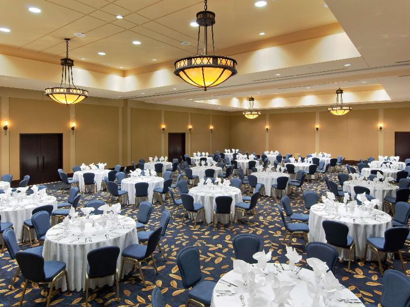 Fairmont Le Chateau Montebello image