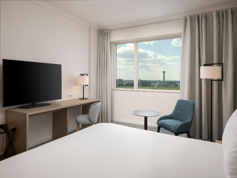 Hilton Paris Charles de Gaulle Airport image