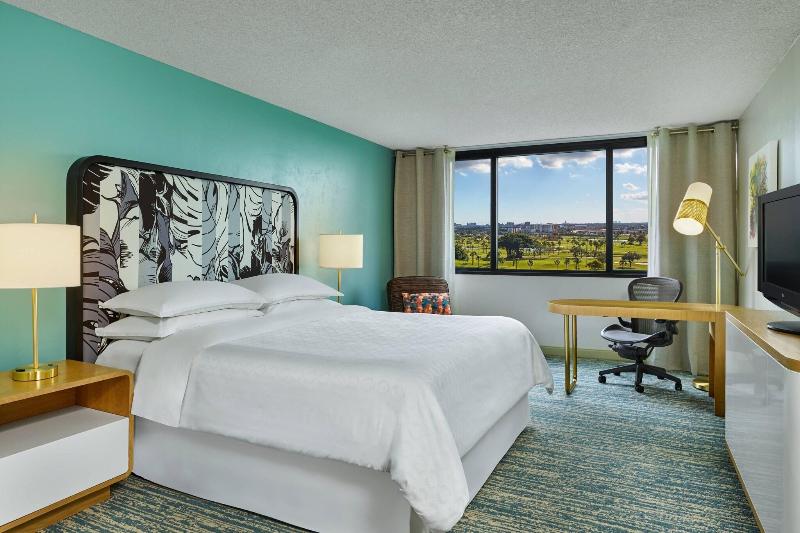 Stay in style at Sheraton Miami Airport & Executive Meeting Center
