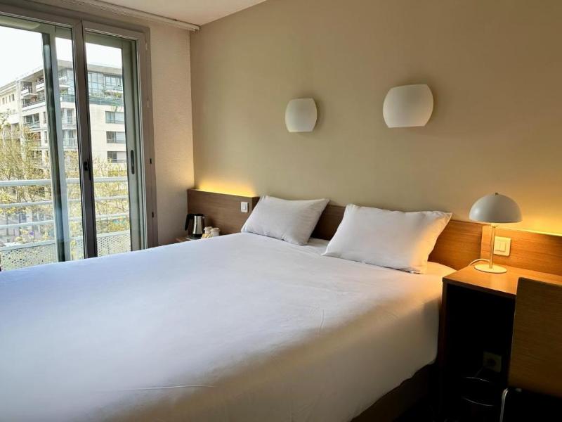 Campanile Paris Bercy Village image