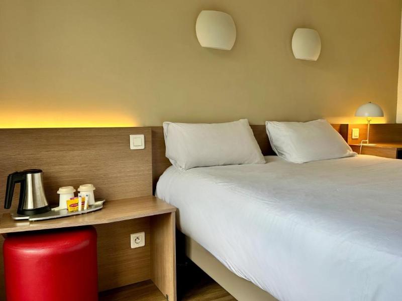 Campanile Paris Bercy Village image