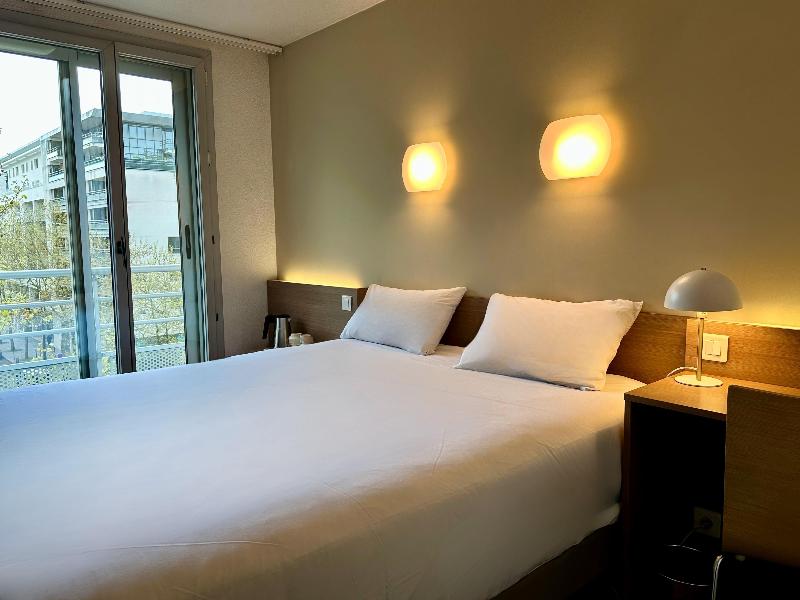 Campanile Paris Bercy Village image