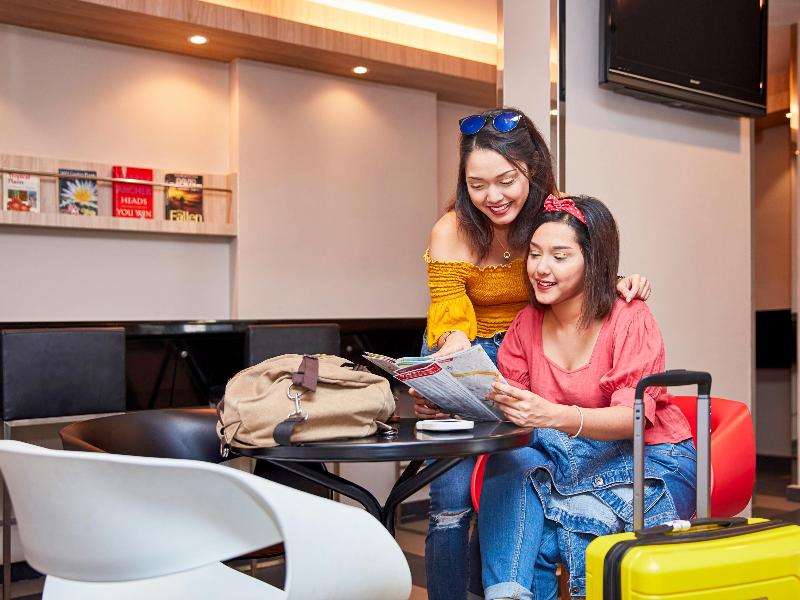 Ibis Budget Singapore Ruby — general view